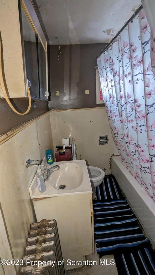 1916 1920 Brick Ave, Scranton, PA 18508 - photo 5