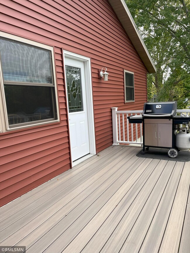 613 4th St S, Long Prairie, MN 56347 - photo 5