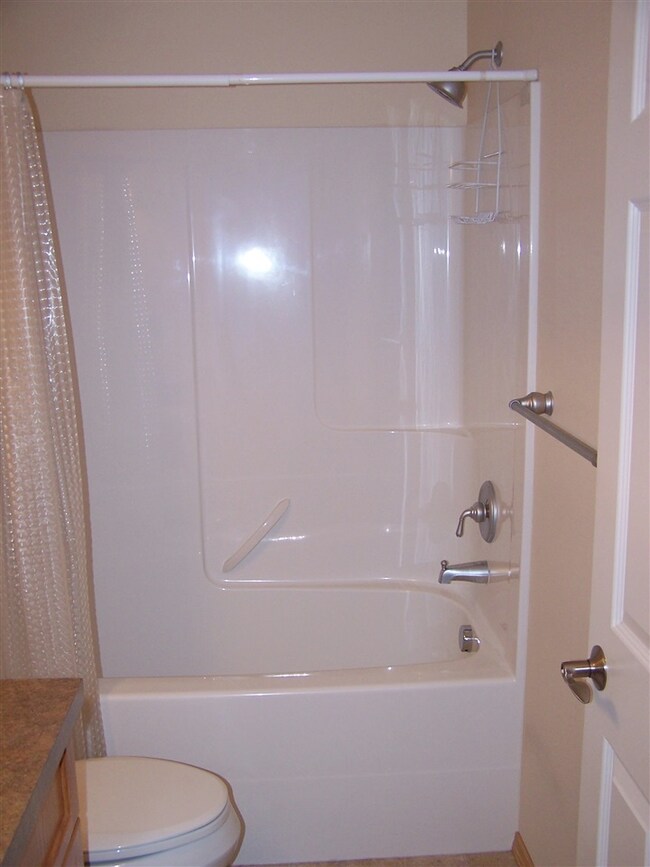 124 E Huffman St, Tekoa, WA 99033 - photo 7