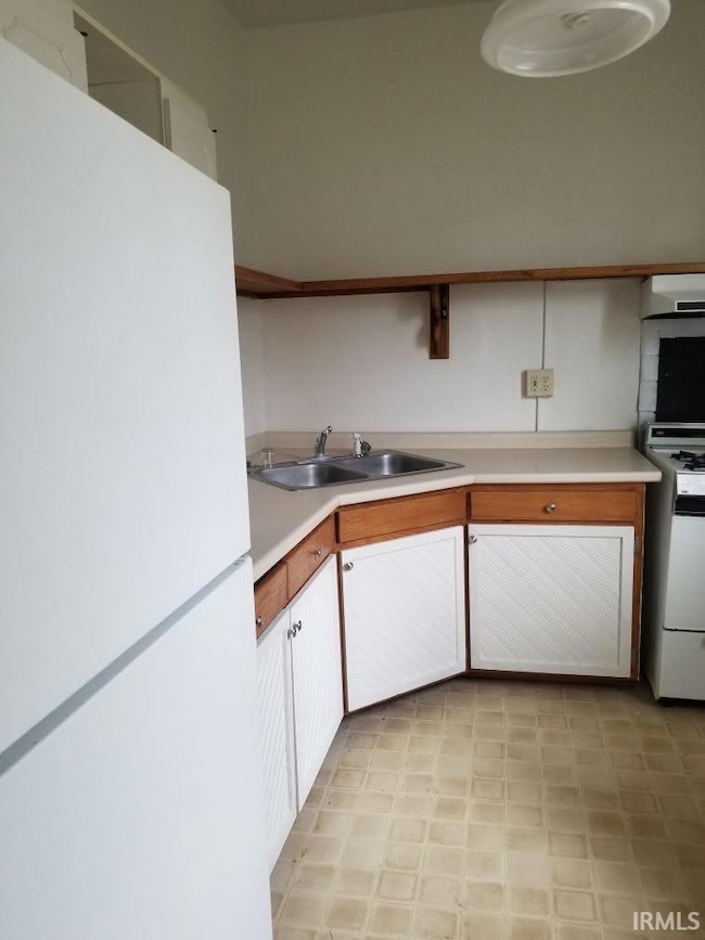 1109 Elizabeth St, Lafayette, IN 47904 - photo 4