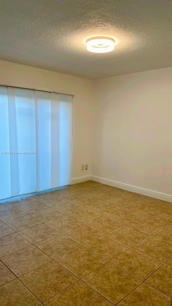 984 W 40th St unit 2, Hialeah, FL 33012 - photo 4