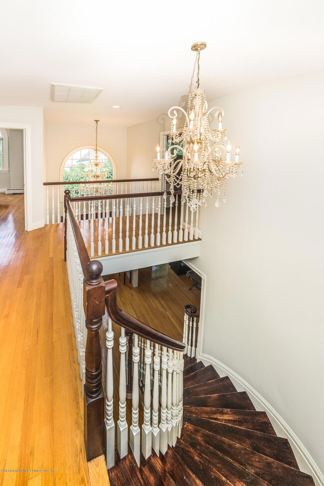 Stairwell/ Foyer