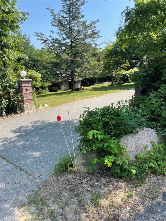 48 Lonsdale St, West Warwick, RI 02893 - photo 4