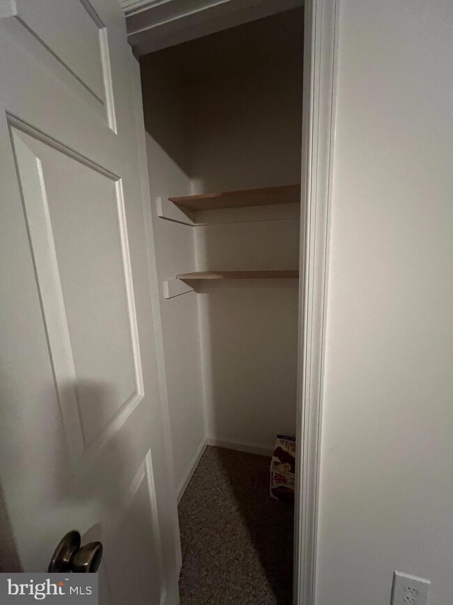 444 W 15th St, Front Royal, VA 22630 - photo 4