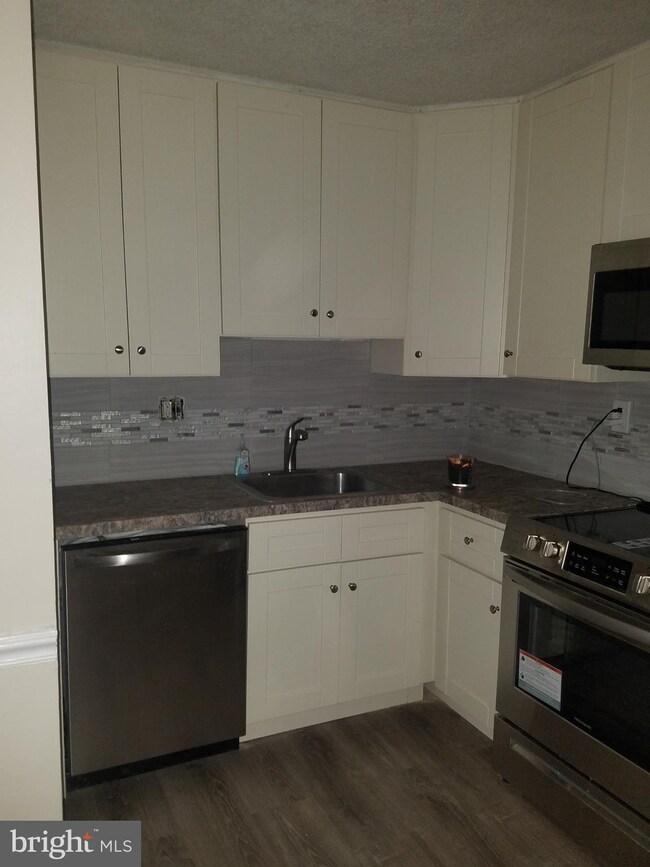 320 Saybrook Ln unit 11A, Wallingford, PA 19086 - photo 4