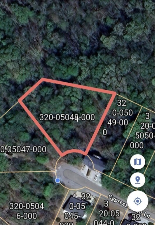 Boundary approximated in red.