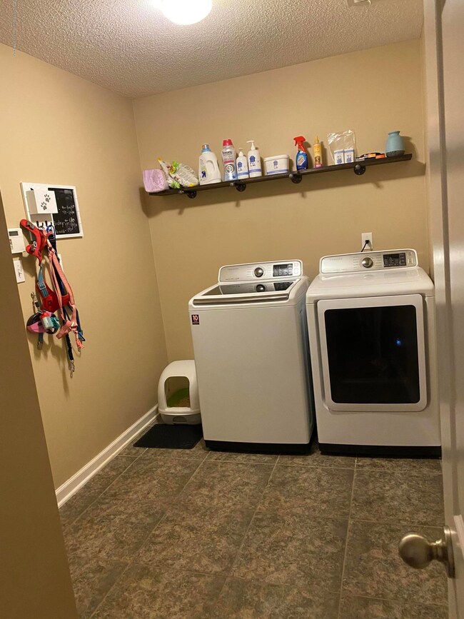 LAUNDRY