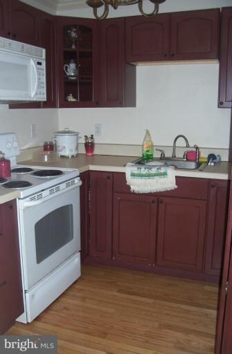 6997 Beachmont Dr, Sykesville, MD 21784 - photo 7