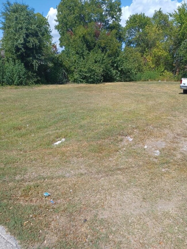 00 Dyer St, Houston, TX 77088 - photo 3