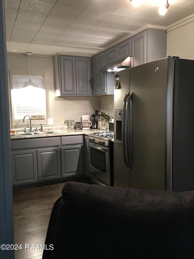 C - Kitchen