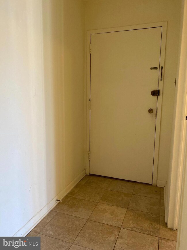 Claridge House unit 207S, Washington, DC 20037 - photo 7