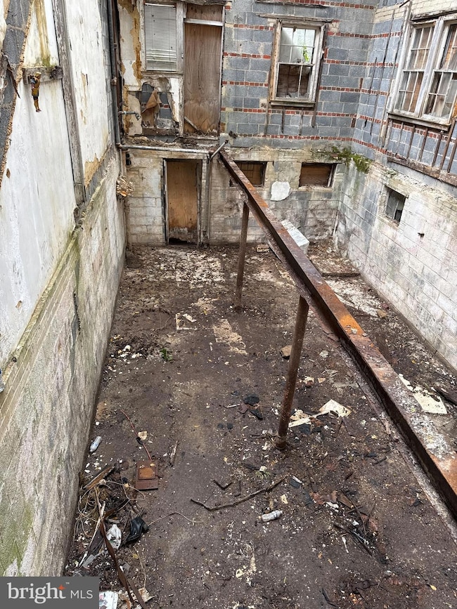 715 31st St SE, Washington, DC 20019 - photo 4