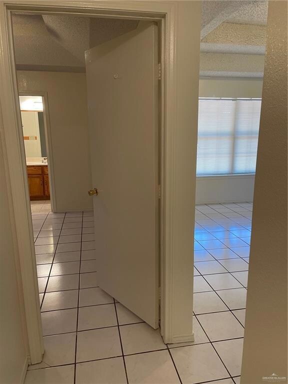 521 Tulip Cir, Alamo, TX 78516 - photo 4