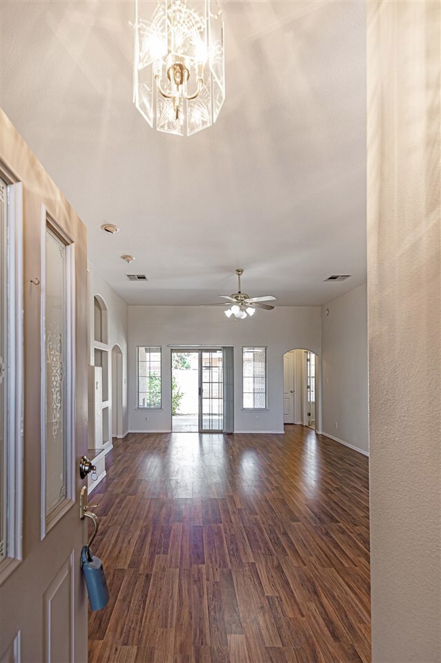 846 Mimosa Ave, Alamogordo, NM 88310 - photo 5