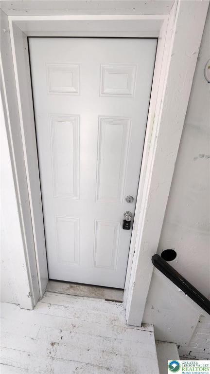 11 S Market St unit A 2nd FL Rear, Shamokin, PA 17872 - photo 2