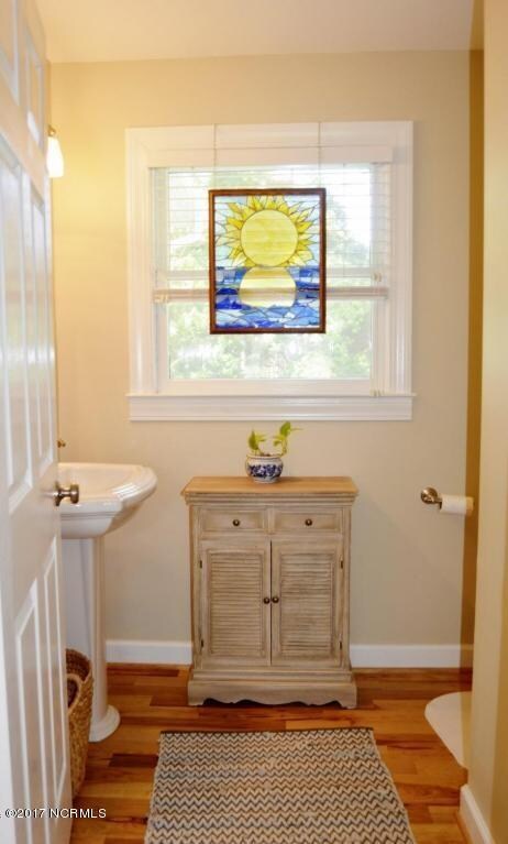 03 - Half Bath