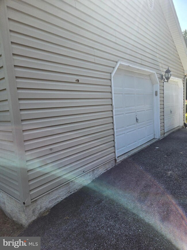 1431 Orchard Ln, Boyertown, PA 19512 - photo 2