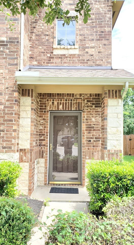 11303 Sandstone Canyon Dr, Humble, TX 77396 - photo 6