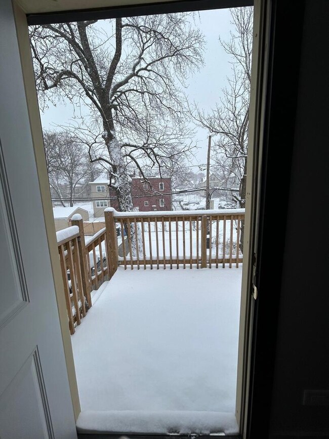 233 N Lorel Ave unit 2, Chicago, IL 60644 - photo 5