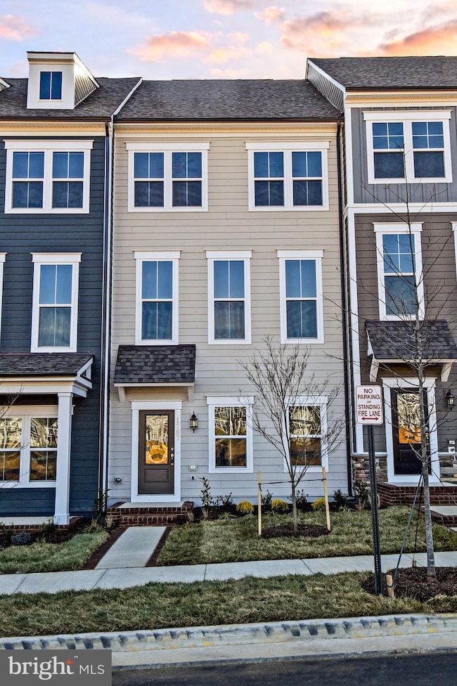 1767 Hickory Woods Rd, Dumfries, VA 22026 - photo 2