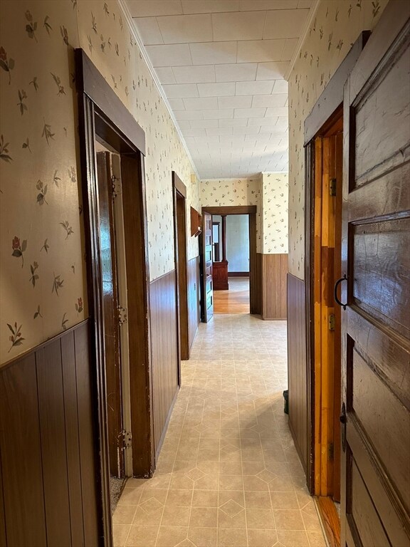 4 Rena St unit 1, Worcester, MA 01604 - photo 2