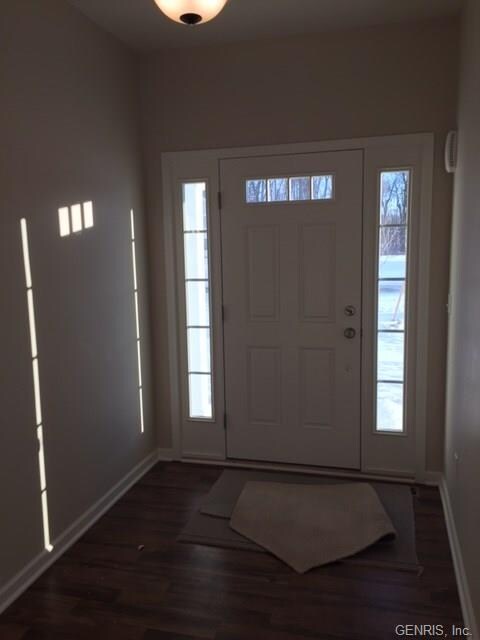 Beautiful light coming into your Welcoming foyer!