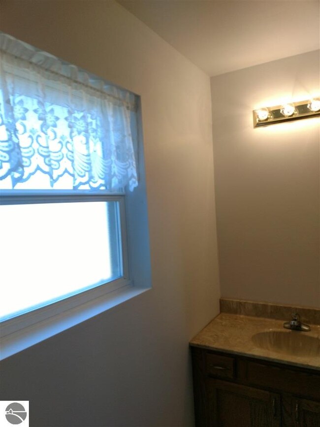 2531 N Williams Rd, Twining, MI 48766 - photo 3