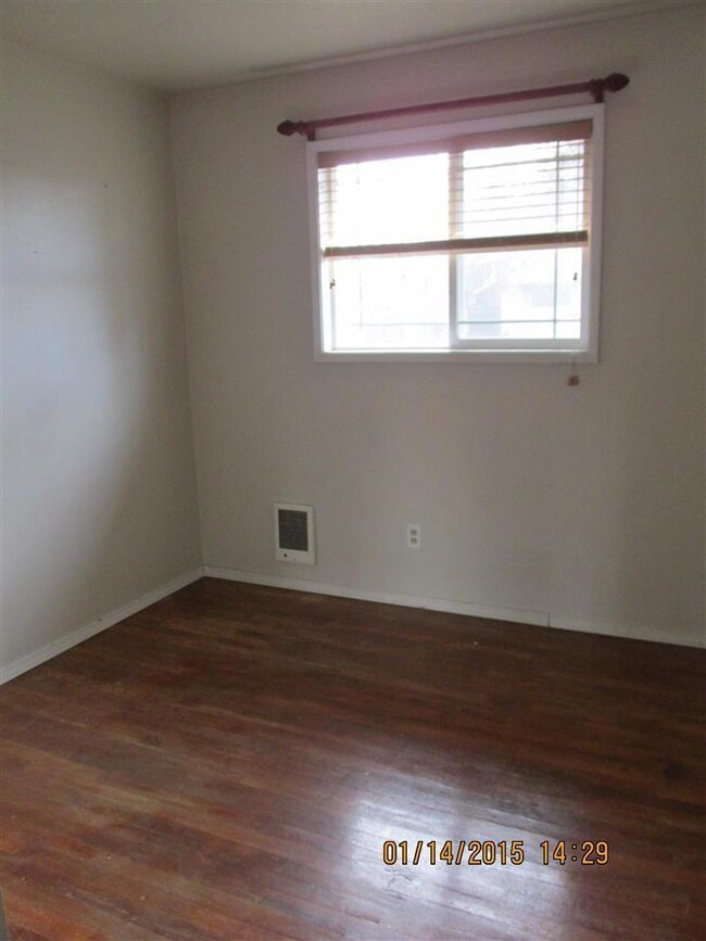 3821 Barry Ave, Klamath Falls, OR 97603 - photo 6