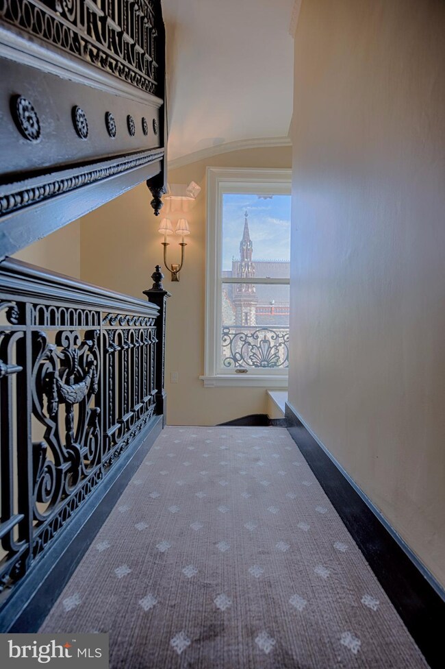 700 Washington Place unit 3A, Baltimore, MD 21201 - photo 3