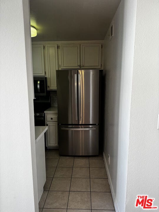 221 N New Hampshire Ave unit 3B, Los Angeles, CA 90004 - photo 4