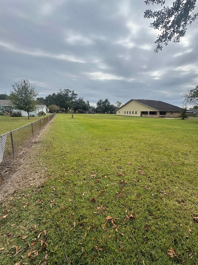 206 Hialeah Ave, Houma, LA 70363 - photo 2
