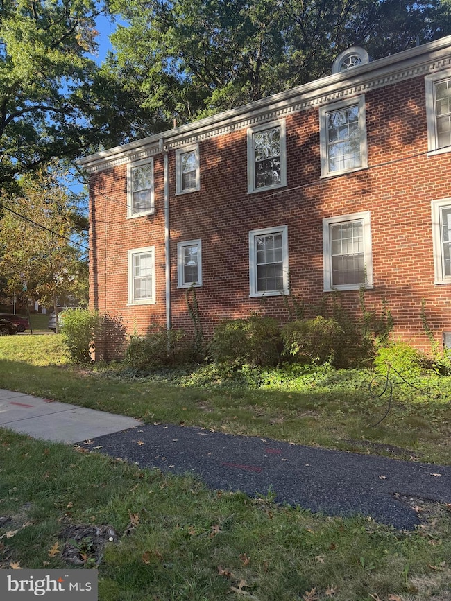 2711 Terrace Rd SE unit 301, Washington, DC 20020 - photo 2