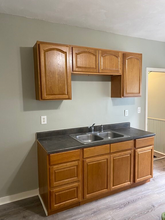 502 4th St unit 2W, Fall River, MA 02721 - photo 3