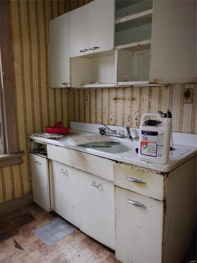 ORIGINAL METAL CABINETS