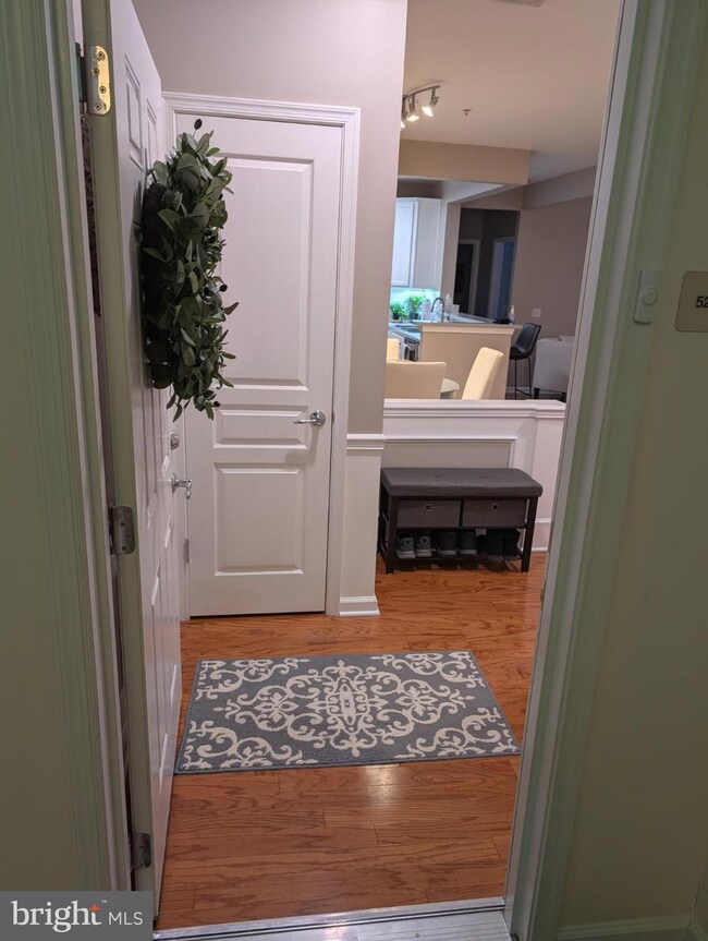 523 Creekside Dr unit B55, Brookhaven, PA 19015 - photo 3