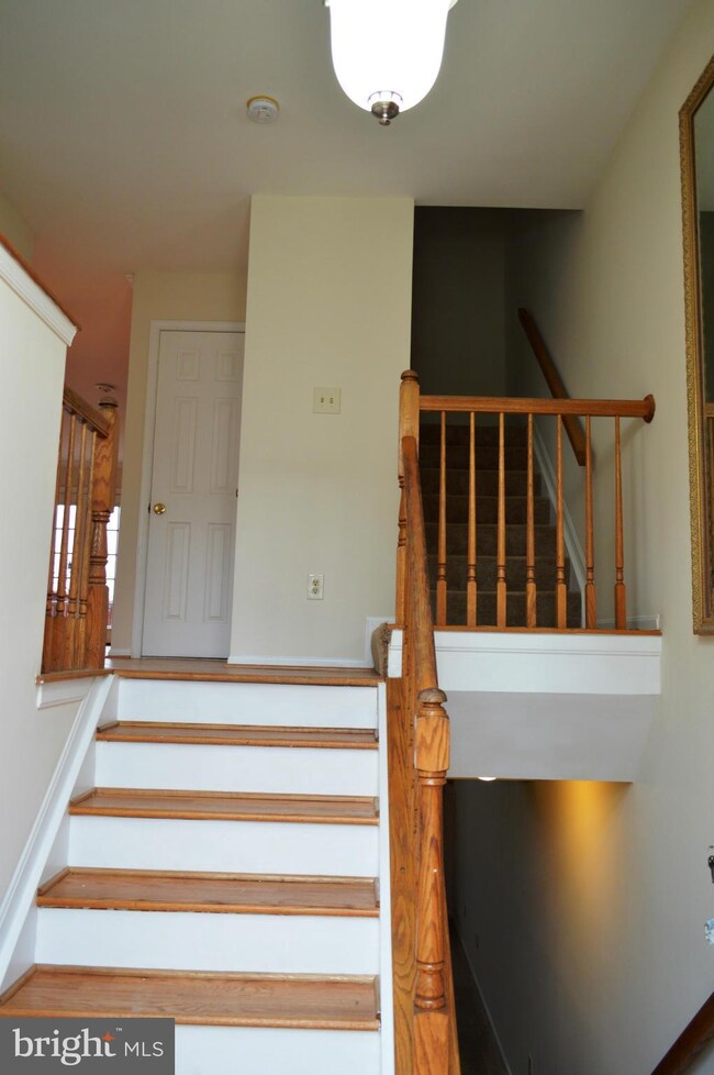 1410 River Mist Ct, Stoney Beach, MD 21226 - photo 2