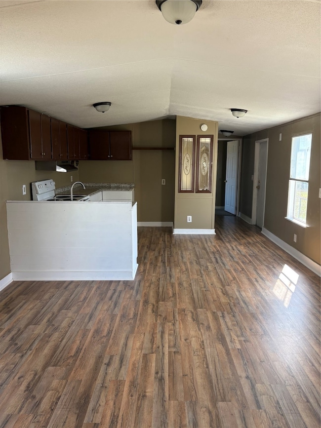 2501 McDonald Rd, Oyster Creek, TX 77541 - photo 3