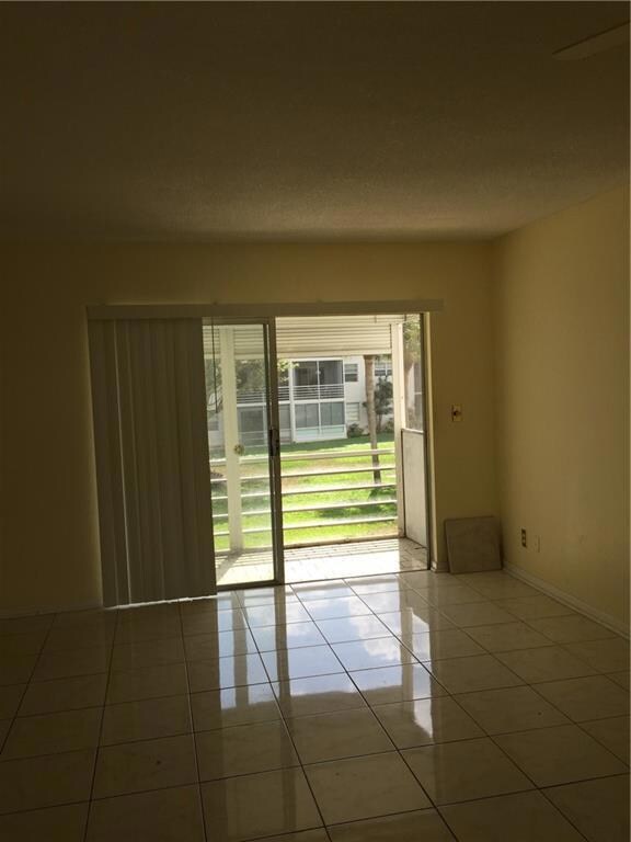 5701 NW 2nd Ave unit 203, Boca Raton, FL 33487 - photo 4