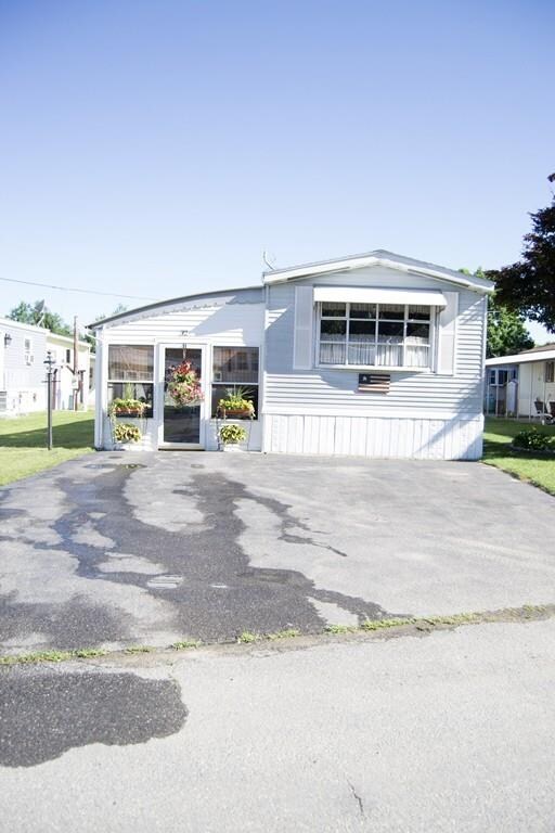 556 Central St unit 32, Leominster, MA 01453 - photo 4