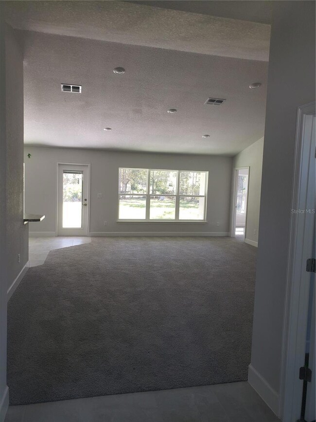 12310 Indigo Bunting Rd, Weeki Wachee, FL 34614 - photo 4