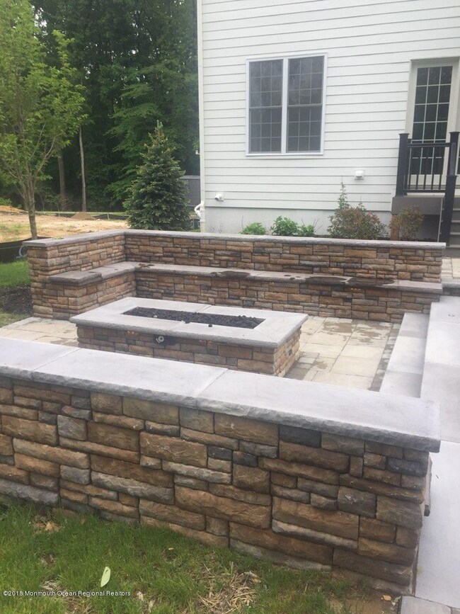 Back-fire pit