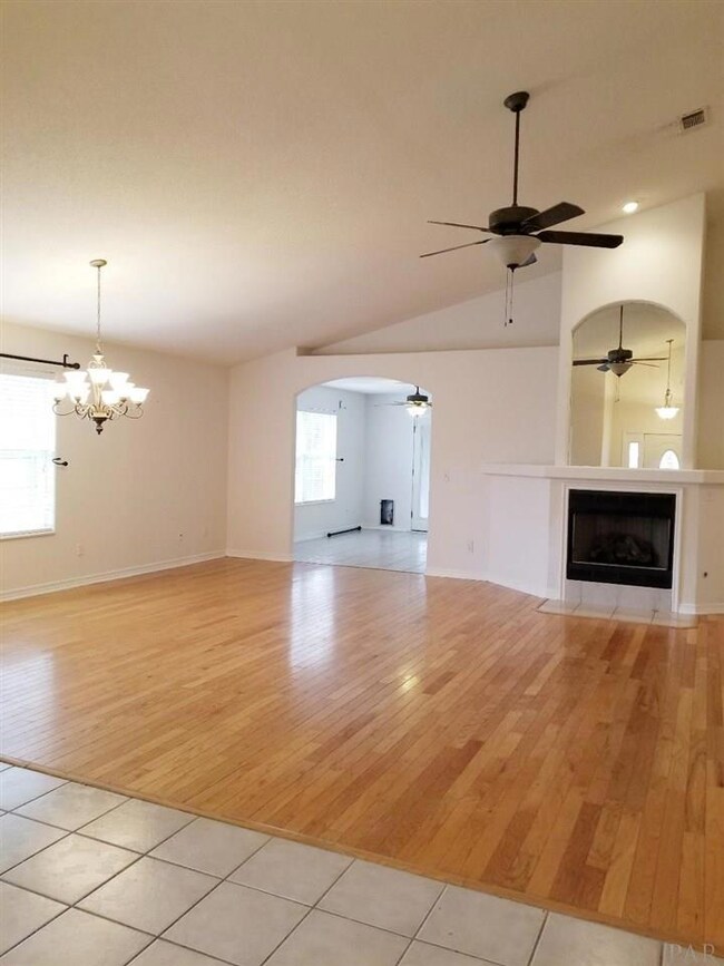 1773 Tillman Ln, Pensacola, FL 32526 - photo 2