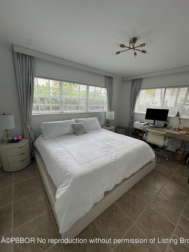 234 Oleander Ave unit 1, Palm Beach, FL 33480 - photo 4