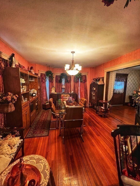 131 Yale St, Springfield, MA 01109 - photo 7