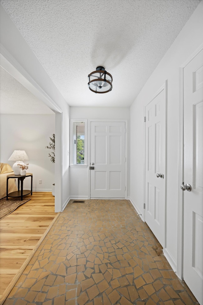 1416 Rowewood Dr, Chattanooga, TN 37421 - photo 6