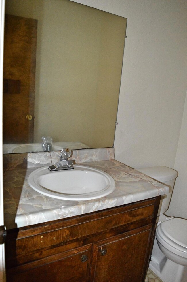 1282 Wurch Way, Redding, CA 96002 - photo 4