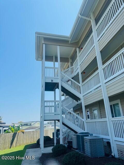 650 Cedar Point Blvd Unit b 11 pic 1