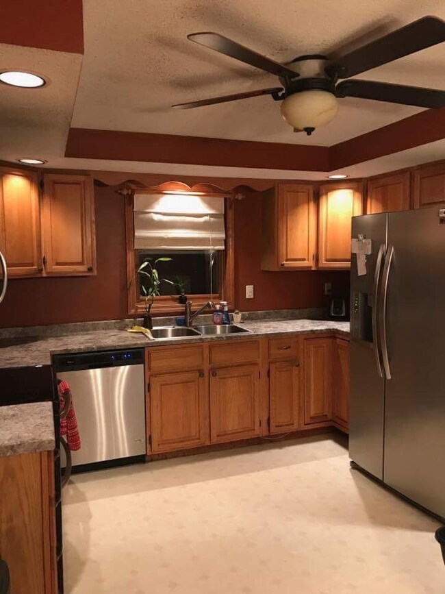 42 Skyview Dr, Rindge, NH 03461 - photo 2