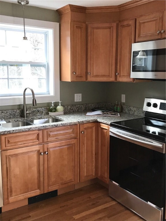 80 Andre Ave, Wakefield, RI 02879 - photo 4