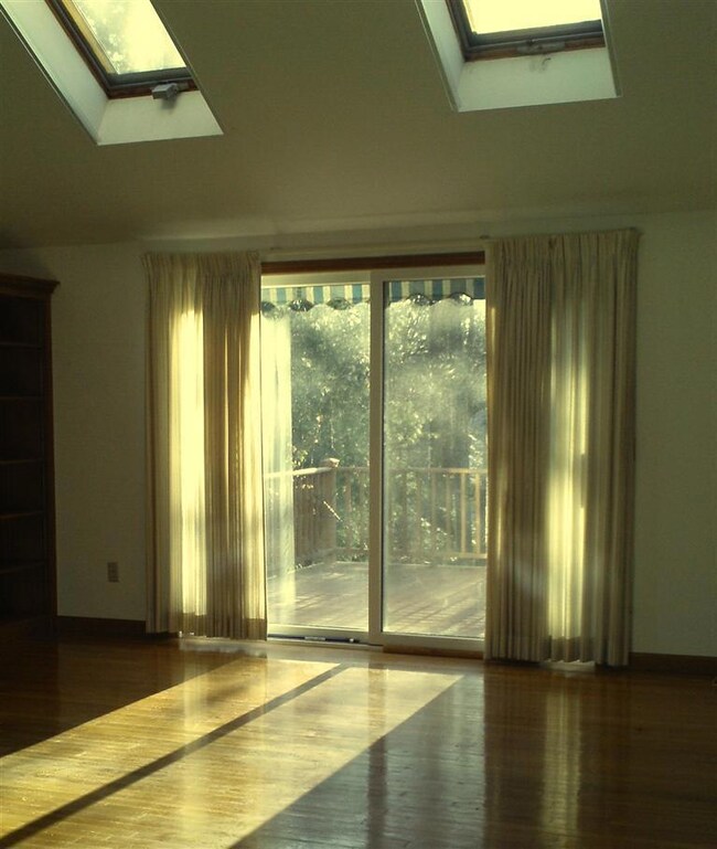 17 Ash Cir, Cotuit, MA 02635 - photo 5